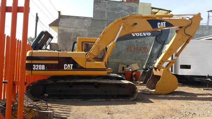 Venta de Excavadora Cat 320Bl 1998 en Durango