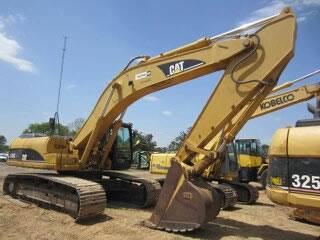 Renta de Excavadora Cat en Durango