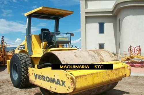 Compactador Vibromax 2005